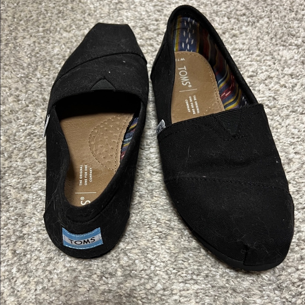 TOMS Classic Black Canvas Slip-Ons